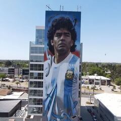 Maradona tendrá el mural más alto de todos