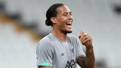 Van Dijk beats Messi and Ronaldo to UEFA prize