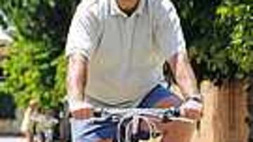 Del Bosque pide un defensa