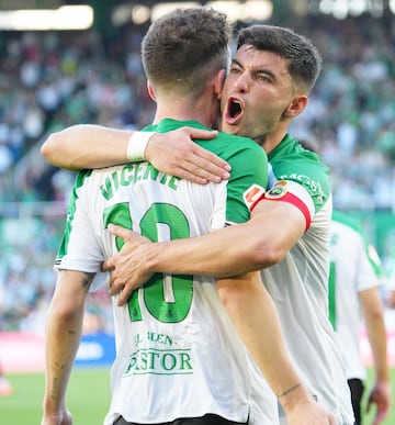 Se le pedían mas goles a Iñigo Vicente e hizo el gol de la victoria. Segundo día consecutiva.