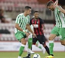 El Betis viaja a Italia sin Tello, Joaquín ni Pau López