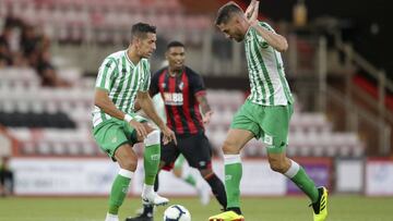 El Betis viaja a Italia sin Tello, Joaquín ni Pau López