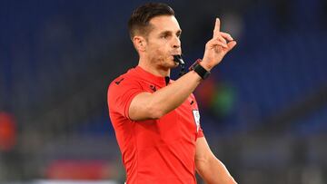 Del Cerro Grande arbitrará el Sevilla-Barcelona aplazado