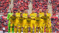 MALLORCA, SPAIN - FEBRUARY 05:Cadiz CF players pose for a team picture prior to the LaLiga Santander match between RCD Mallorca and Cadiz CF at Estadio de Son Moix on February 05, 2022 in Mallorca, Spain. (Photo by Rafa Babot/Getty Images)