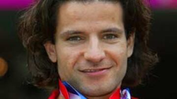 <b>CAMBIO</b>. El atleta asturiano se ve cada vez más concienciado para grande marcas.