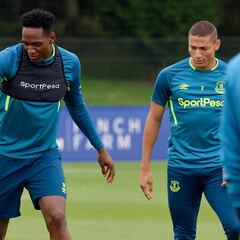 Marco Silva, orgulloso de la evolución de Yerry Mina