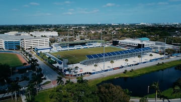 Beyond Bancard Field de Fort Lauderdale
