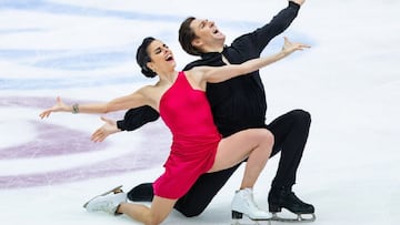 Los patinadores espa&ntilde;oles Sara Hurtado y Kirill Jalyavin compiten durante los Europeos de Patinaje Art&iacute;stico de Graz 2020.