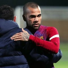 Alves, sobre Xavi: “Cuando lo oí, lloré”