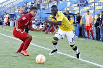 Con goles de Bolaños, Valdeblanquez, Pérez y Cuesta, el equipo juvenil de Colombia se impuso a Perú. El miércoles jugará ante Venezuela.