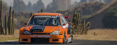'Pipe' Ruiz y Nicolás Barbagelata ganan la tercera fecha de la TP Race y Turismo 2000