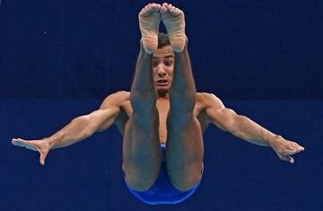 Mohab Ishak durante la semifinal masculina de trampolín de 3 metros. 