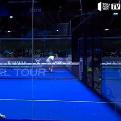 "Esto no puede ser": el World Padel Tour, asombrado con un punto galáctico que nadio vio venir