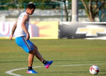 Primer entrenamiento de la Selección pensando en Bolivia