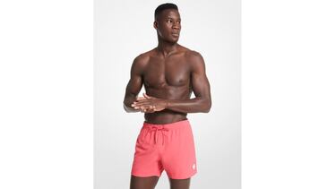 Rebajas en Michael Kors: ropa y accesorios elegantes y cómodos para el verano