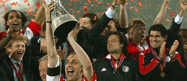 Iván Zamorano y Aros celebraron en la UEFA Europa League