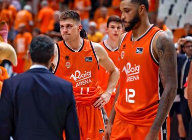 Nate Stetina y Joel Soriano tras terminar el partido.