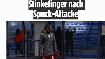 Gesto obsceno de Ancelotti a un aficionado rival que le escupió