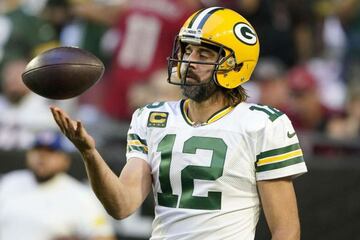 Rodgers terminó con el mejor rating (111.9); pasó para 4,115 yardas, con 37 pases de touchdown y solo cuatro intercepciones.