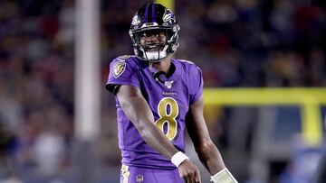 Jackson y los Ravens han estado en negociaciones para una extensi&oacute;n de contrato al mariscal de campo, MVP de la campa&ntilde;a 2019, que viene de ganar su primer duelo en playoffs.