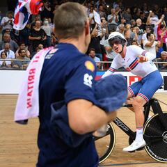 Hayter revalida su corona en el ómnium con Mora 14º