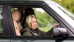 ¿Por qué la reina Isabel II conducía sin tener carnet?