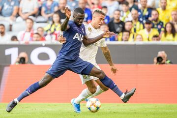 Davinson Sánchez es uno de los titulares del conjunto de José Mourinho. Tottenham es el subcampeón del torneo. 