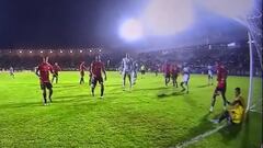 El insólito gol que se perdió Magallanes ante Colo Colo: ya es viral