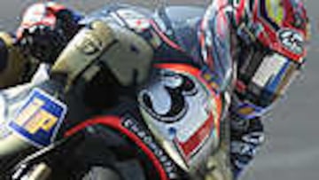 El piloto japonés,Tetsuya Harada, no ha cedido ante la presión de su compatriota, Daijiro Katoh, y ha mantenido la pole