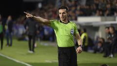 Del Cerro Grande y Sánchez Martínez serán árbitros VAR en el Mundial