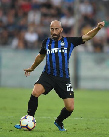 Borja Valero juega en el Inter