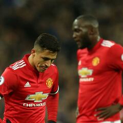 Histórico del United cree que Alexis debe ser el '9' por sobre Lukaku