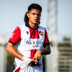 Brugué firma el triunfo en el estreno de Calero