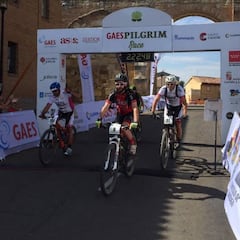Javier Busto y Raquel Lisbona, campeones de la Pilgrim