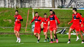 Los jugadores del Racing de Ferrol, en un entrenamiento.