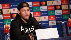 Neymar Jr, durante una conferencia de prensa.