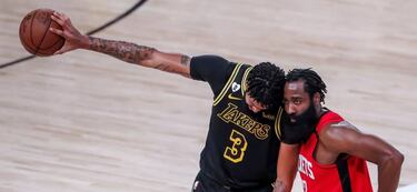 Un balón (y triunfo) inalcanzable para Houston Rockets