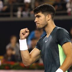 Alcaraz gana a Ruud para alcanzar su 12ª semifinal del año