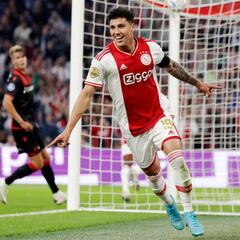 Jorge Sánchez se luce con asistencia en la victoria del Ajax