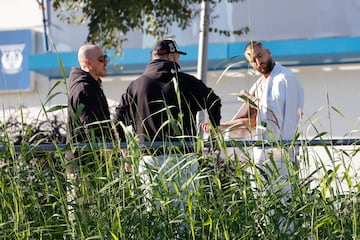 Maluma, durante la grabación del spot en Butarque.