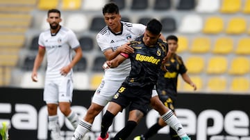 Futbol, Coquimbo Unido vs Colo Colo.
Fecha 5, campeonato Nacional 2024.
El jugador de Coquimbo Unido Dylan Escobar, derecha, disputa el balon con Damian Pizarro de Colo Colo durante el partido de primera division realizado en el estadio Francisco Sanchez Rumoroso de Coquimbo, Chile.
17/03/2024
Andres Pina/Photosport

Football, Coquimbo Unido vs Colo Colo.
4th turn, 2024 National Championship.
Coquimbo Unido’s player Dylan Escobar, right, vies for the ball against Damian Pizarro of Colo Colo during the first division match held at the Francisco Sanchez Rumoroso stadium in Coquimbo, Chile.
17/03/2024
Andres Pina/Photosport