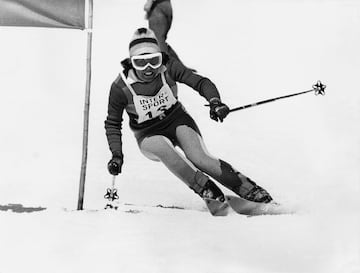 El inicio del año también golpeó al olimpismo, a una leyenda del esquí alpino, Rosi Mittermaier, que alcanzó la fama en 1976 cuando ganó el oro en descenso y en eslalon, además de la plata en gigante, en los Juegos Olímpicos de Invierno de Innsbruck (Austria). También conquistó el título de la Copa del Mundo de ese año y se retiró del deporte al final de la temporada, a la temprana edad de 25 años. Conocida como Gold-Rosi, Mittermeier fue muy popular en Alemania. El 5 de enero falleció a los 72 años.