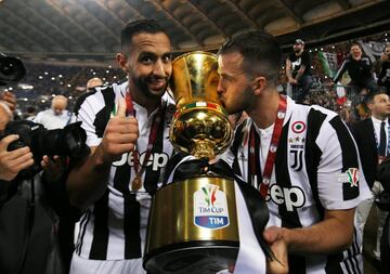 Pjanic y Benatia. 