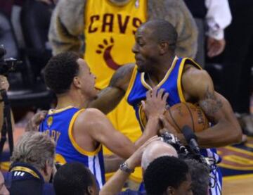 Stephen Curry y Andre Iguodala.