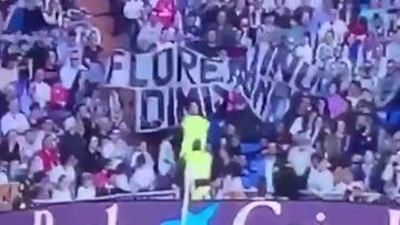 El momento en el que retiran la pancarta con el mensaje: "Florentino dimisión"