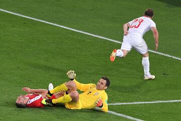 1-2. Xherdan Shaqiri marcó el segundo gol.