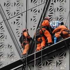Echan del país al influencer polaco que escaló un edificio sin permiso