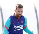 Koeman arriesga con De Jong y Messi pero no con Sergi Roberto y Piqué