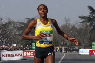 La atleta et&iacute;ope Boru Tadese fue la ganadora en la categor&iacute;a femenina.
