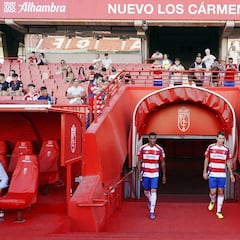 Siren Diao y Manu Lama, más pasajeros para el barco del Granada